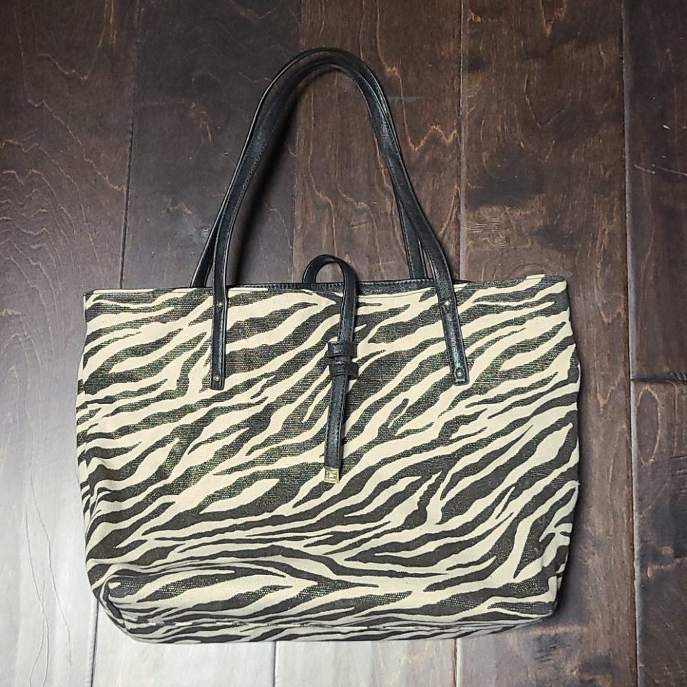 Danielle Nicole Tiger print tote